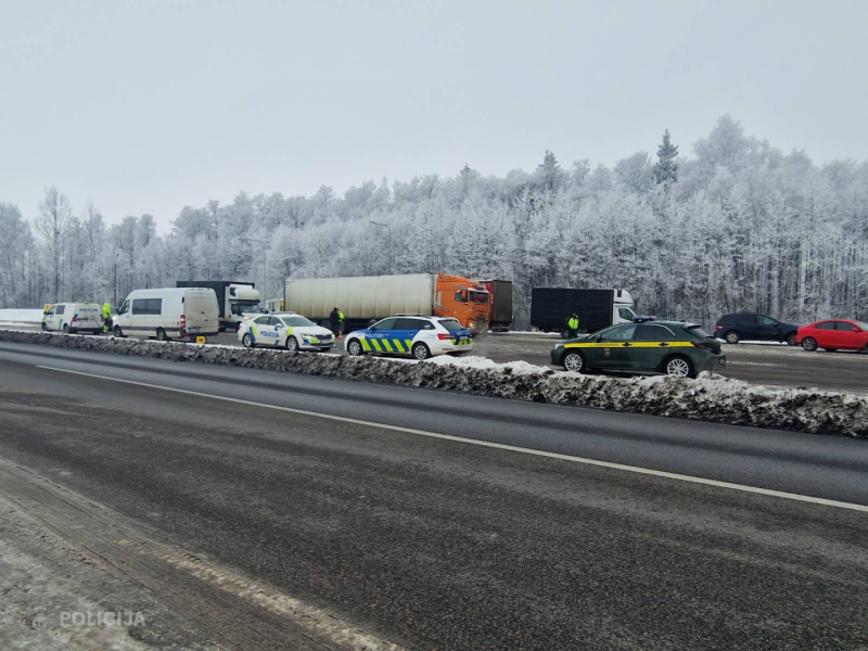 kravas automašīnu pārbaude