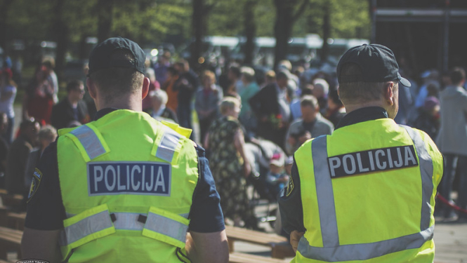 9. maijs, policisti