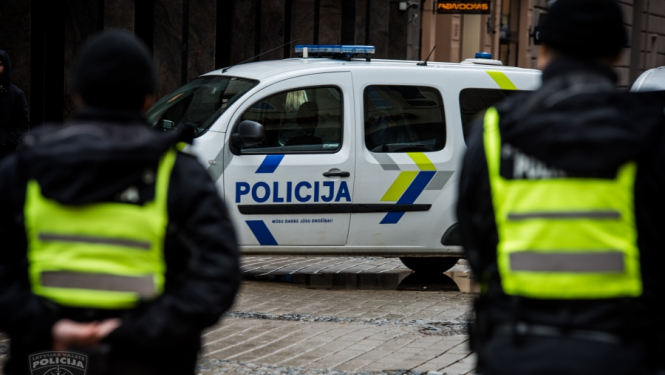Iepērkoties interneta vidē, esi uzmanīgs; Policija atgādina par drošību internetā