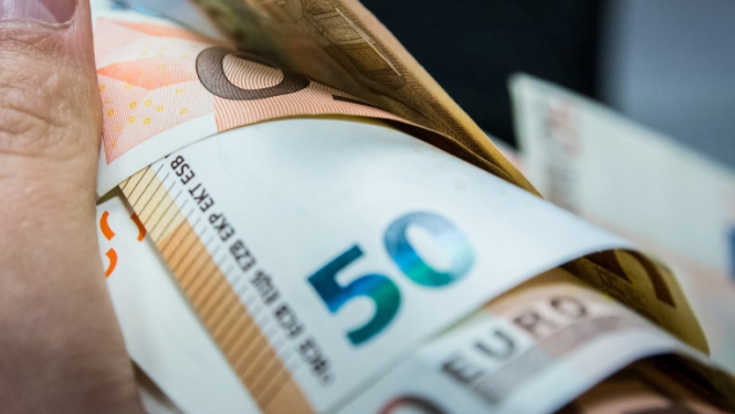 Naudas banknotes