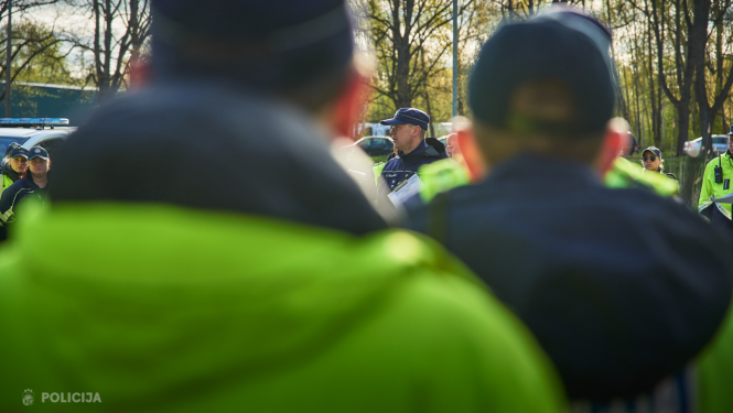 policija
