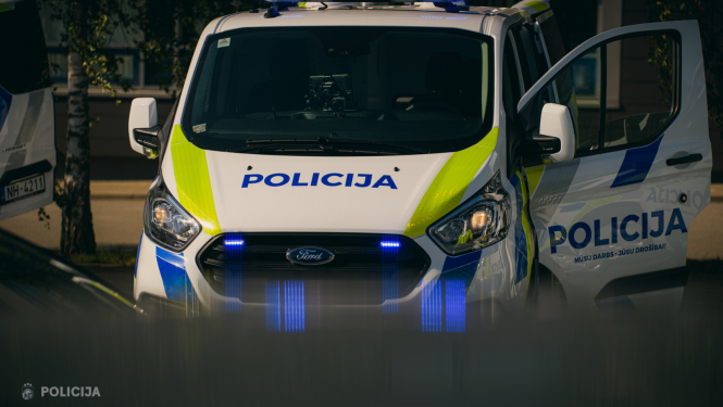 policija
