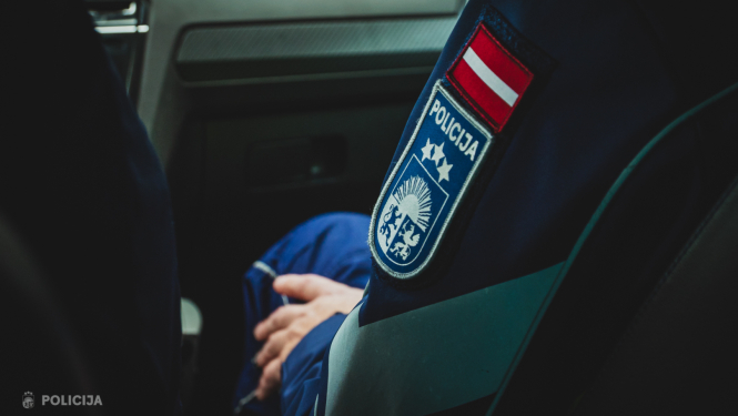 policija