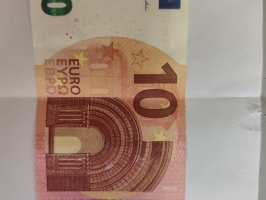 desmit euro banknote
