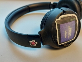 "JBL" bezvadu austiņas.melnā krāsā.