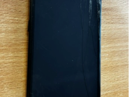 Mobilais telefons "Nokia", izslēgts, bojāts ekrāns