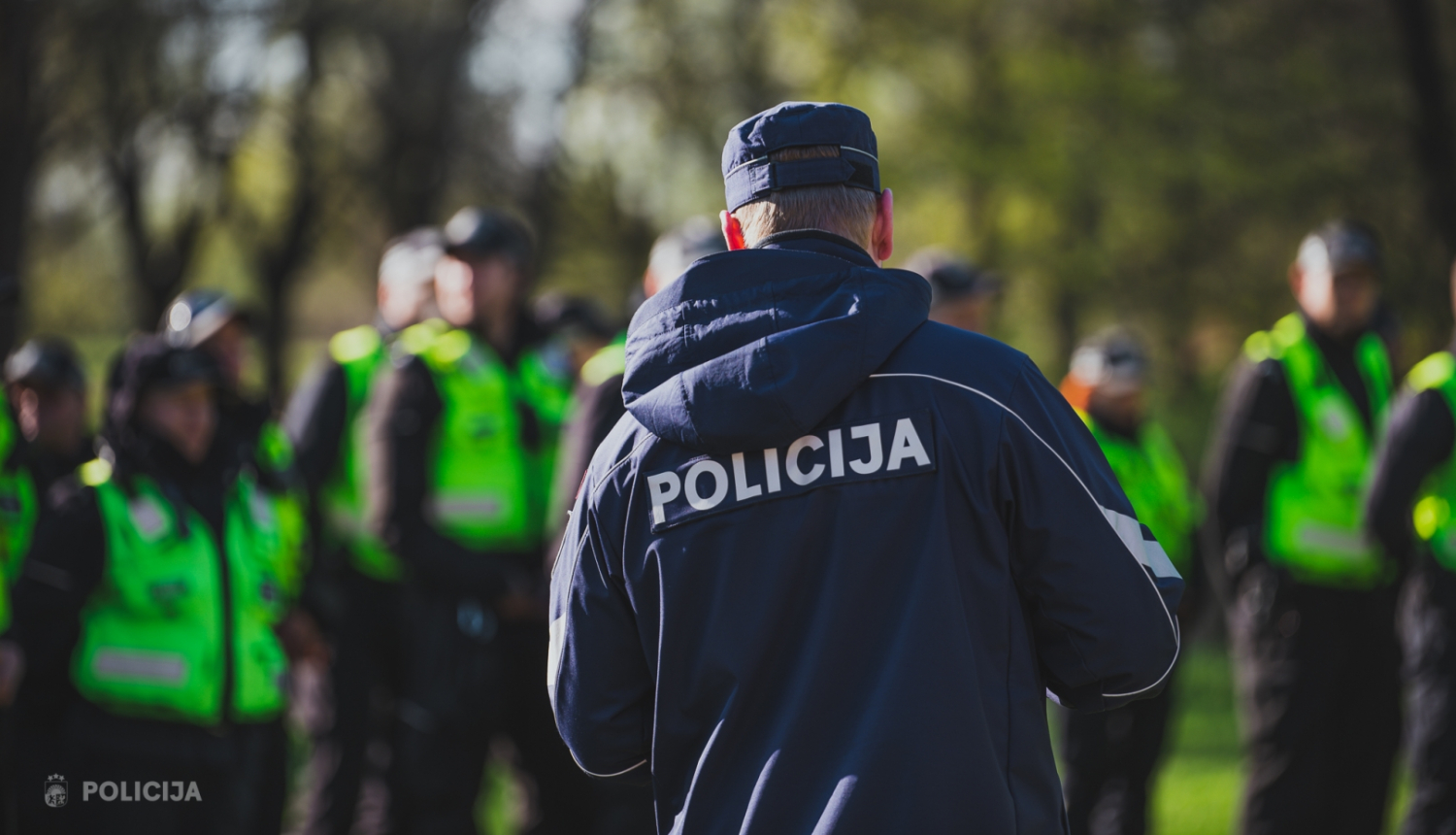 Valsts policijas darbinieks