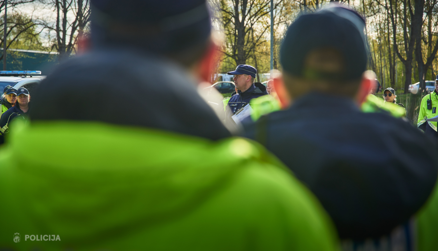 policija