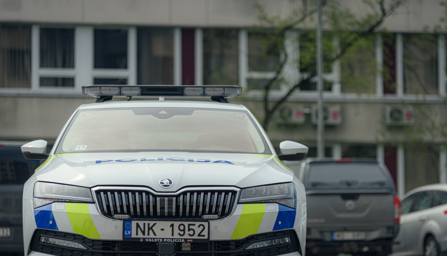 policijas mašīna
