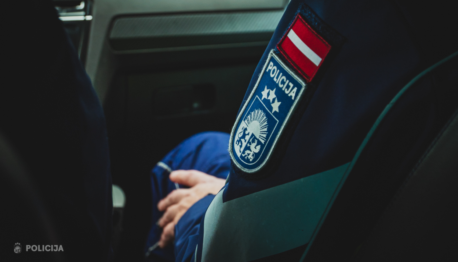 policija
