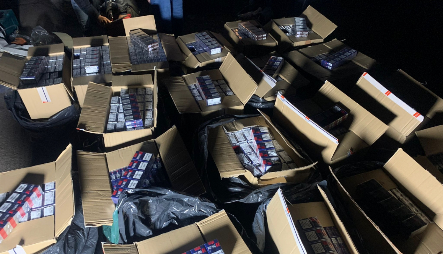 nelgālas cigaretes