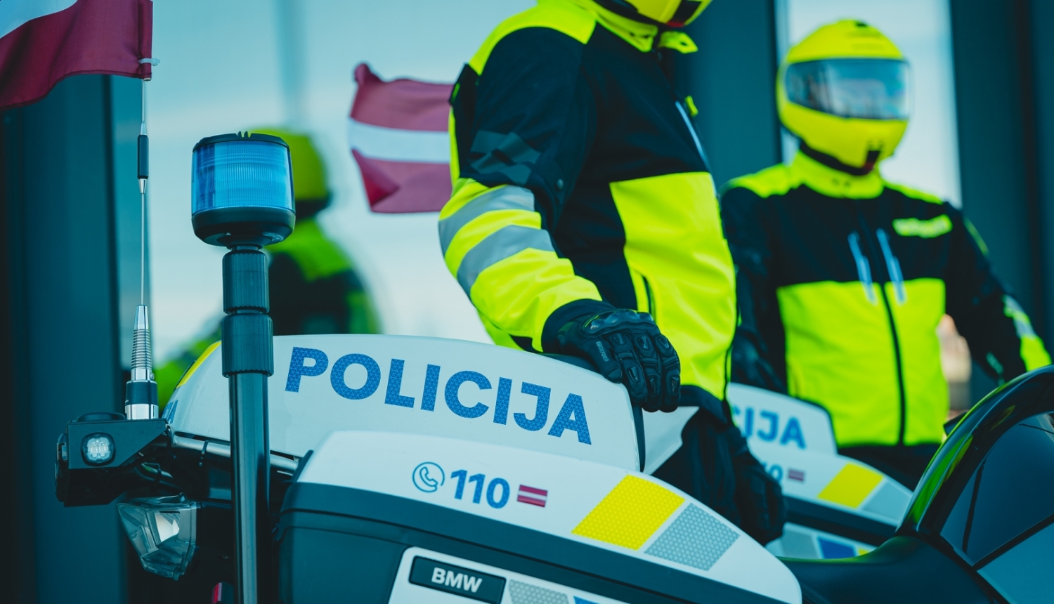 VP motocikls un amatpersonas