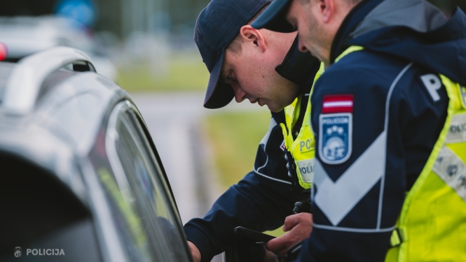 policijas amatpersonas