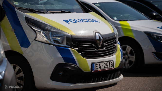 Valsts policijas dienesta automašīna