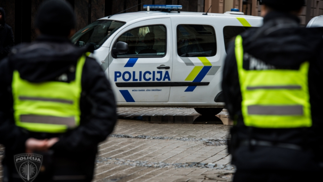 Iepērkoties interneta vidē, esi uzmanīgs; Policija atgādina par drošību internetā