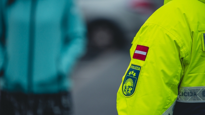 policija