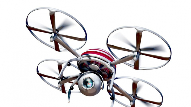 Krāpšana veikalā – vīrietis iegādājas dronus, iepriekš tiem uzlīmējot viltotus svītru kodus