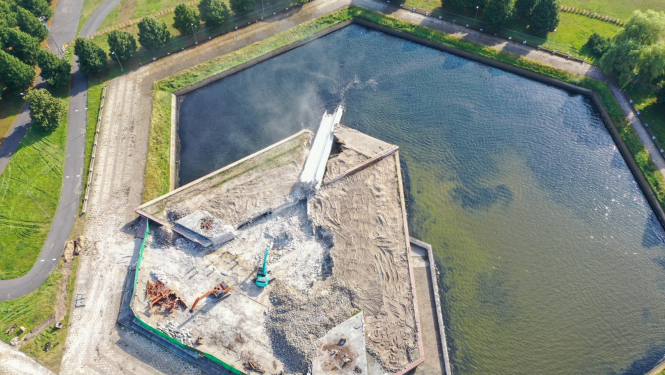 Obeliska krišana Uzvaras parkā