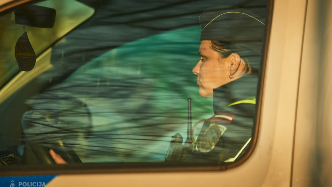 Valsts policijas darbiniece