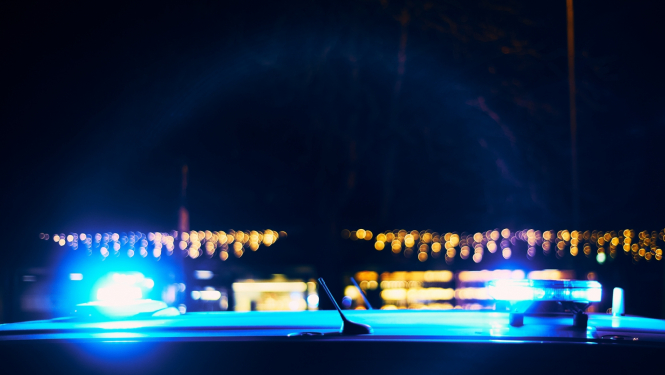 Policijas automašīnas bākugunis