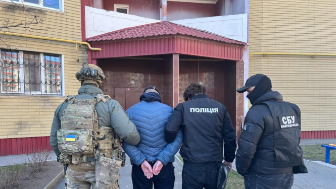 krāpnieku aizturēšana