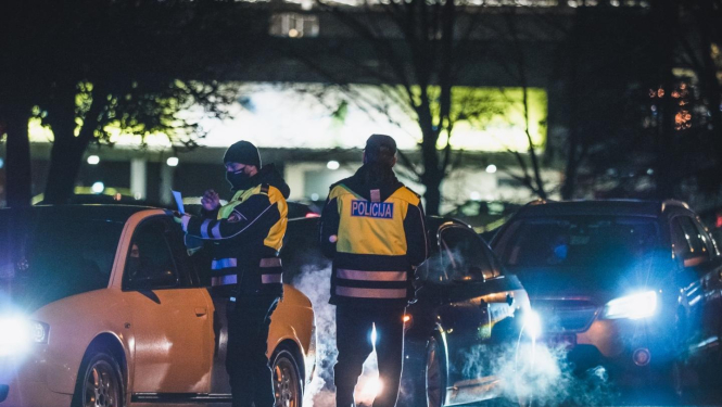 mājsēde, komandantstunda