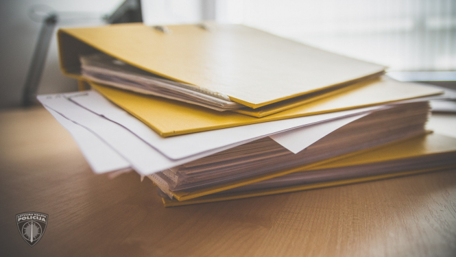 Dokumentu dzeltenas mapes