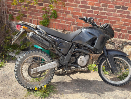 Motocikls Aprilia 650