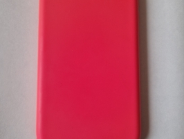 apple iphone aizmugure rozā silikona maciņā