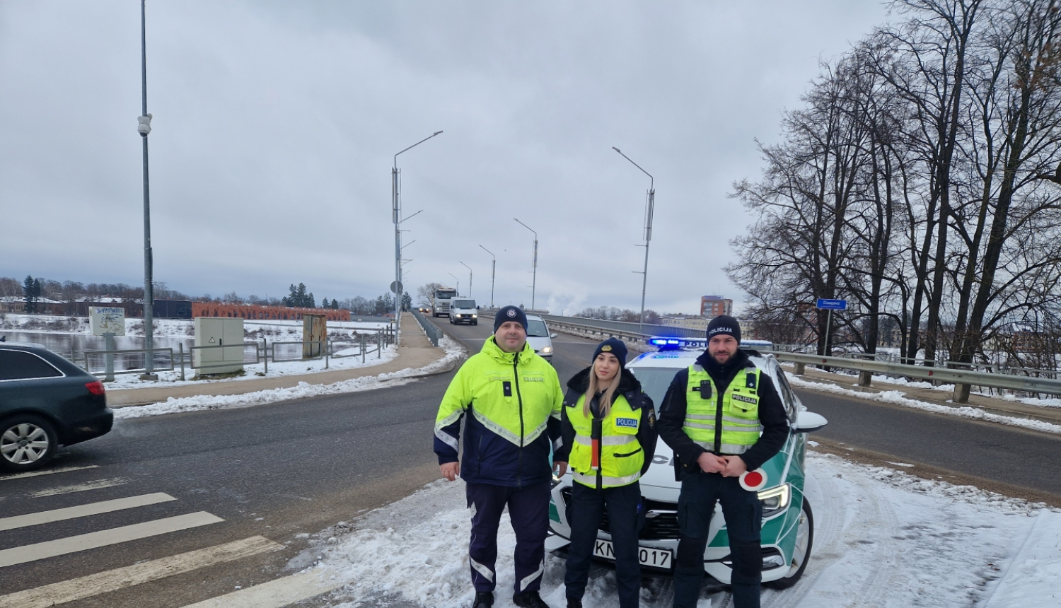 Valsts policija un Lietuvas Utenas Galvenā komisariāta darbinieki