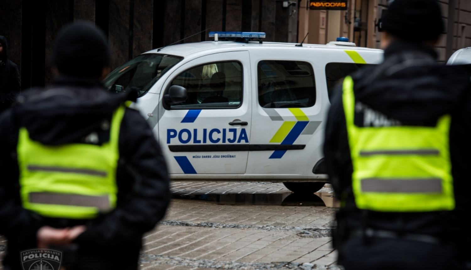 Iepērkoties interneta vidē, esi uzmanīgs; Policija atgādina par drošību internetā