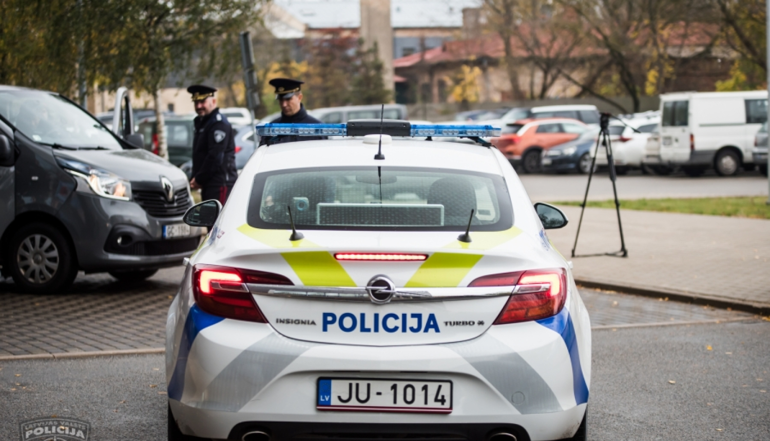 Valsts policija pabeidz izmeklēšanu kriminālprocesos par automašīnu zādzībām un vadīšanu reibumā, bez tiesībām