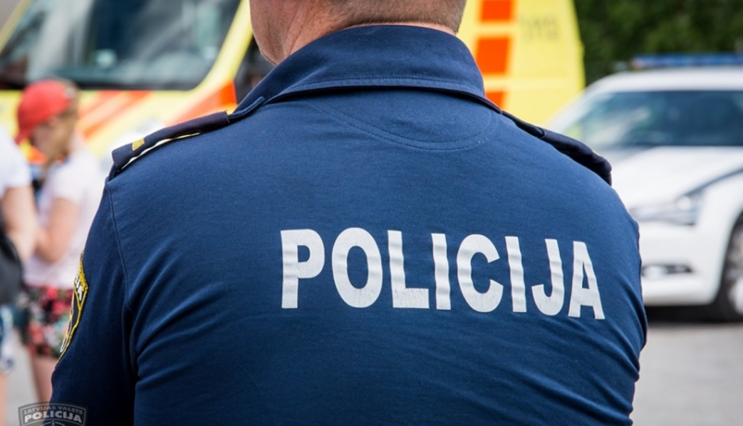 Par Vecmīlgrāvī izdarītu noziegumu sēriju aizturēti vīrieši; viens no viņiem mēģinājis izdarīt slepkavību