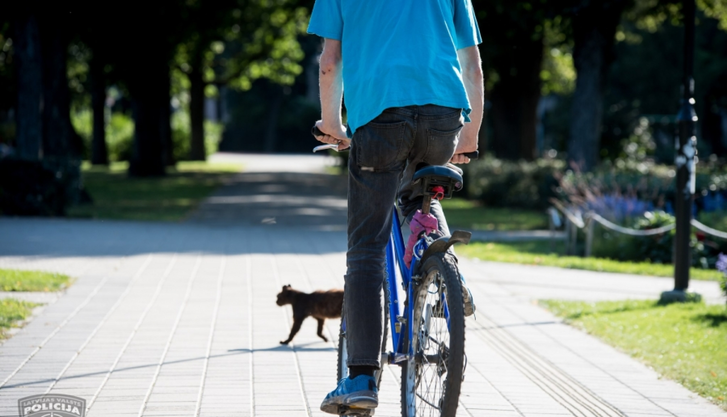 Aizturējām vīrieti, kurš Raganā no kāpņu telpām nozadzis divus velosipēdus