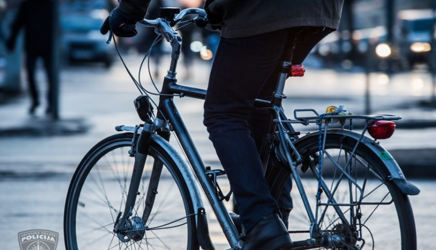 Aizturēts velozaglis, kurš saistīts ar trim velozādzībām Rīgā