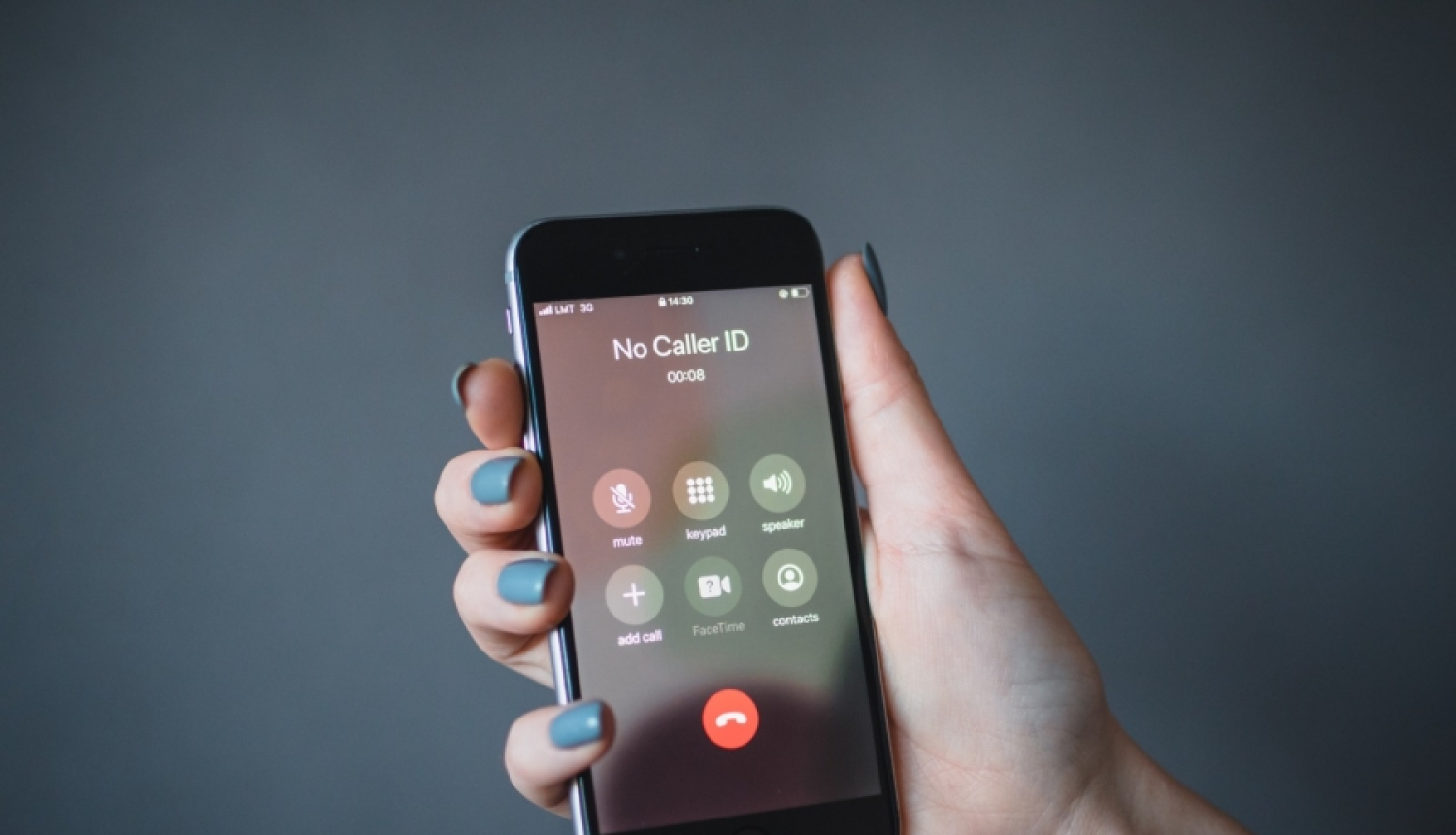 Uzmanies no krāpnieku izteiktajiem piedāvājumiem iegādāties zāles pret vīrusu