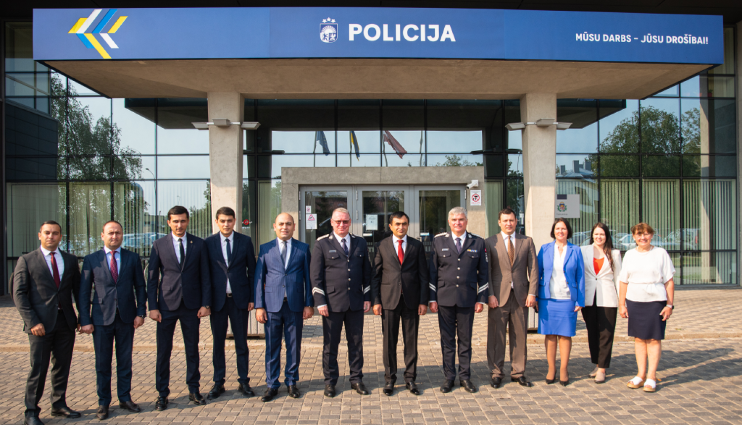 "Atbalsts tiesībaizsardzības un drošības reformām Armēnijā"