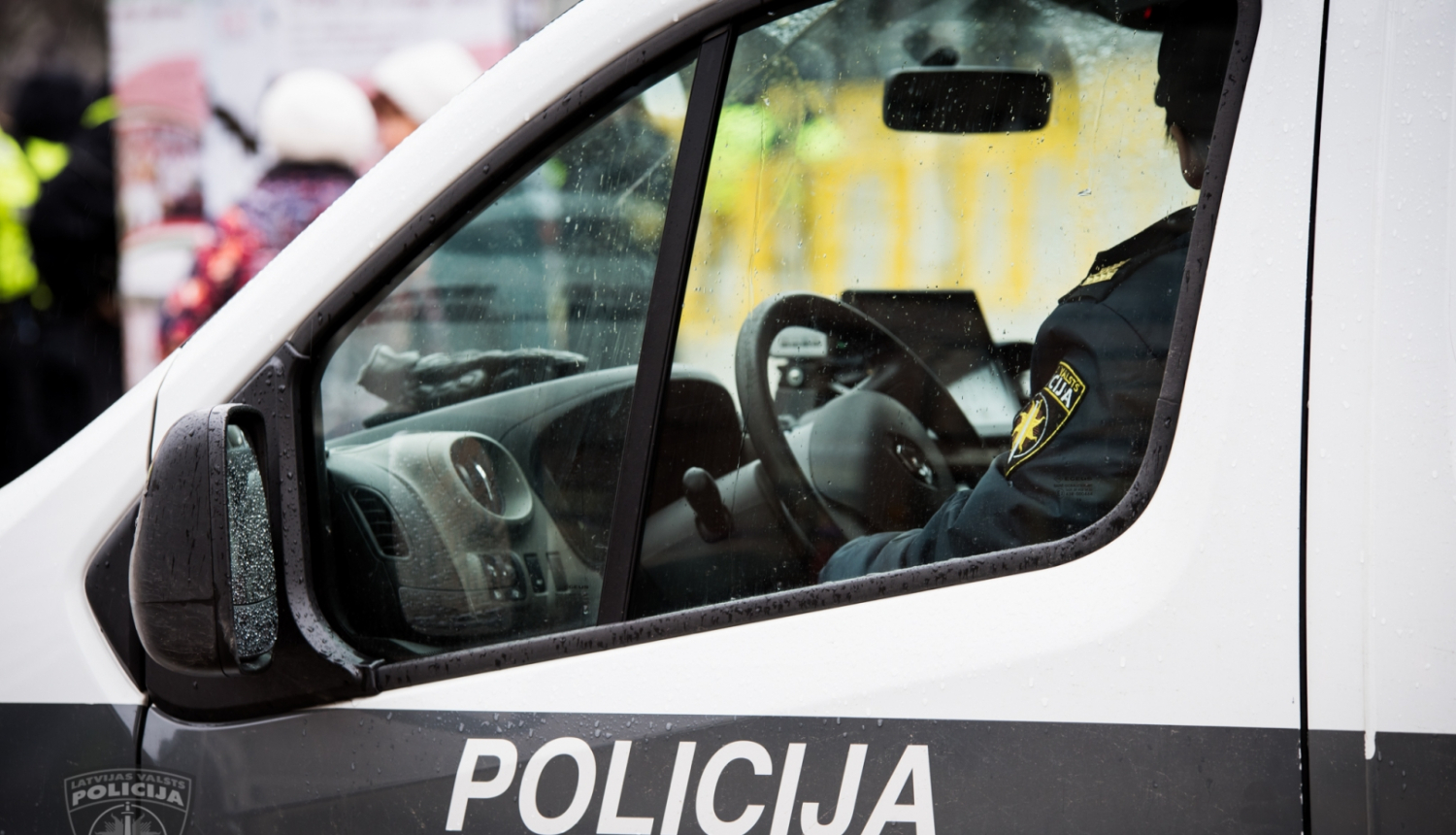 policija