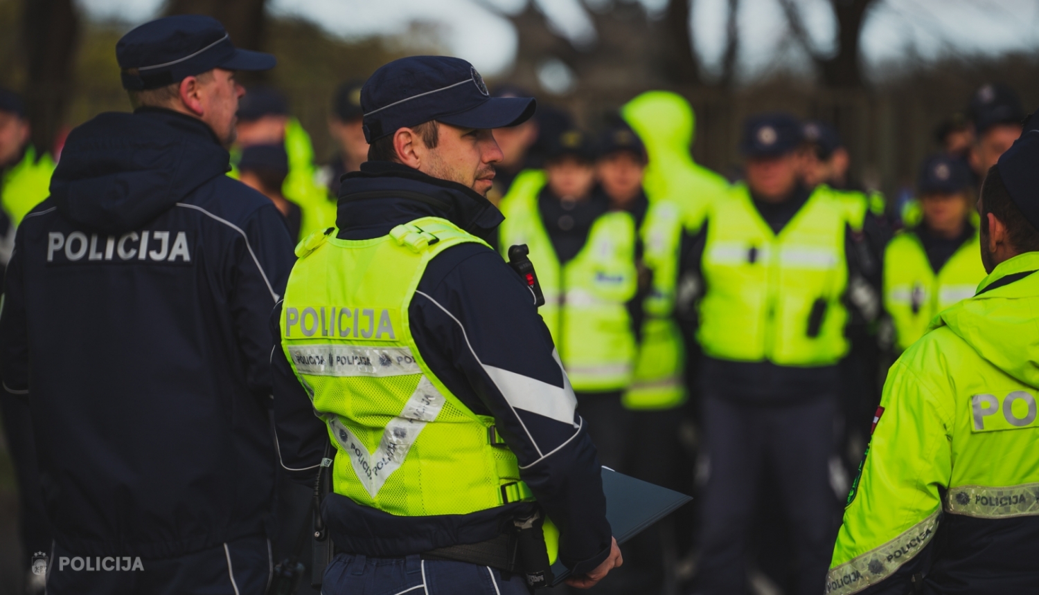 Valsts policijas amatpersonas