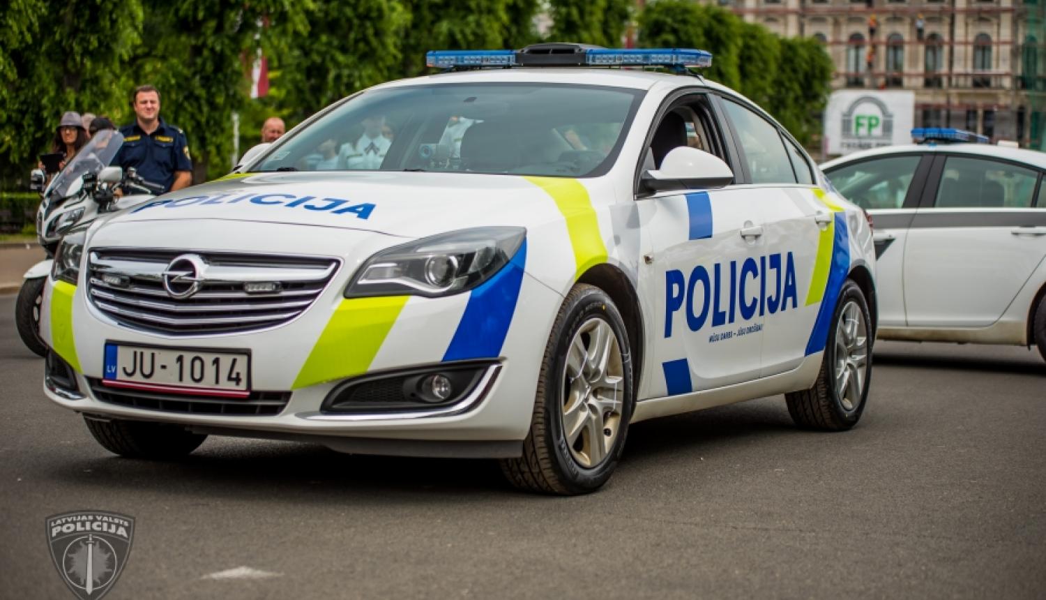 Aizturēta trīs personu grupa par dzīvokļu apzagšanu sēriju Pārdaugavā un Ķengaragā