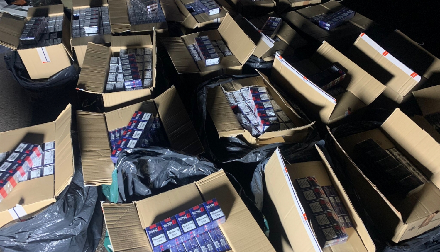 nelgālas cigaretes