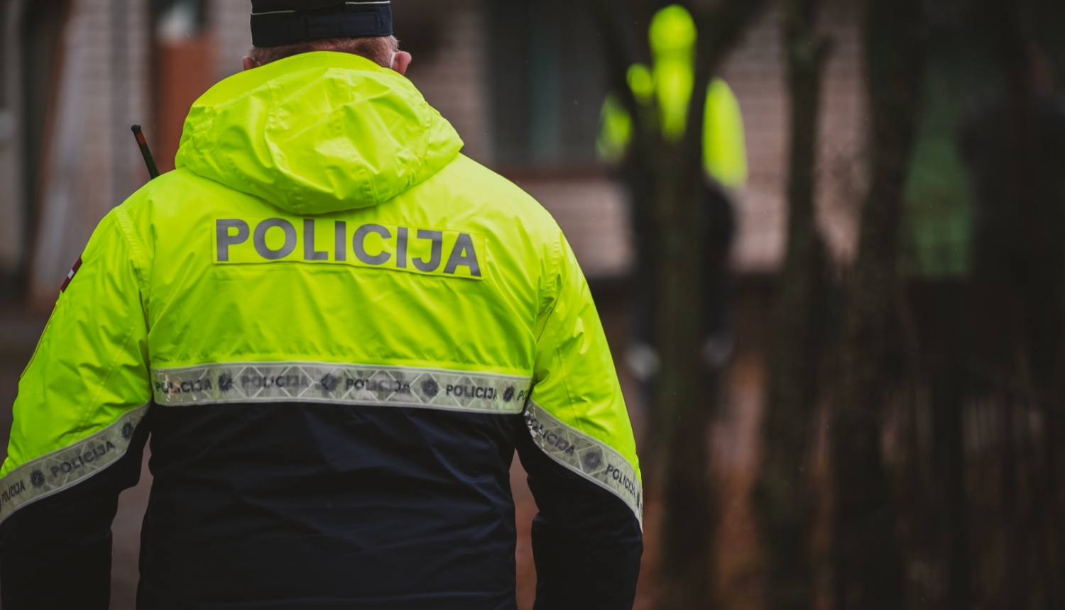 Policists formā