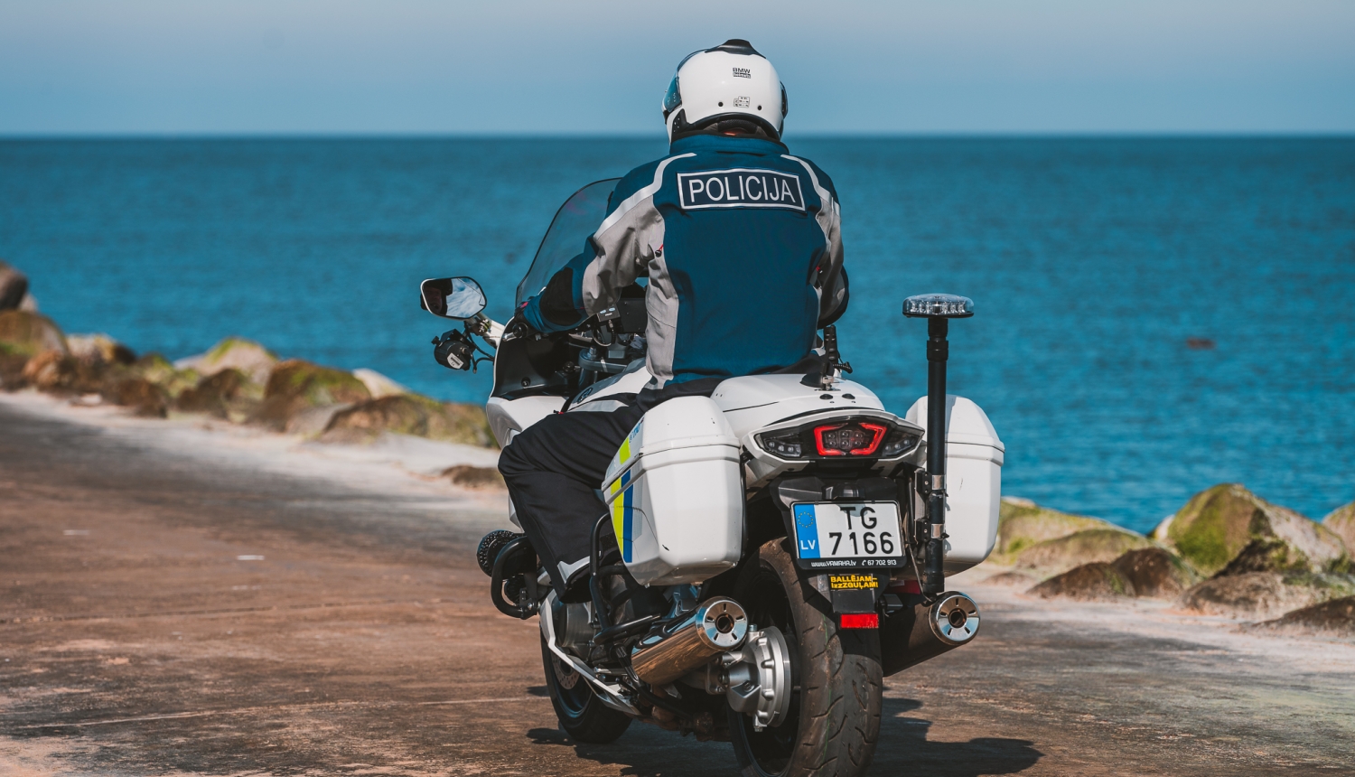 Policijas motoekipāža