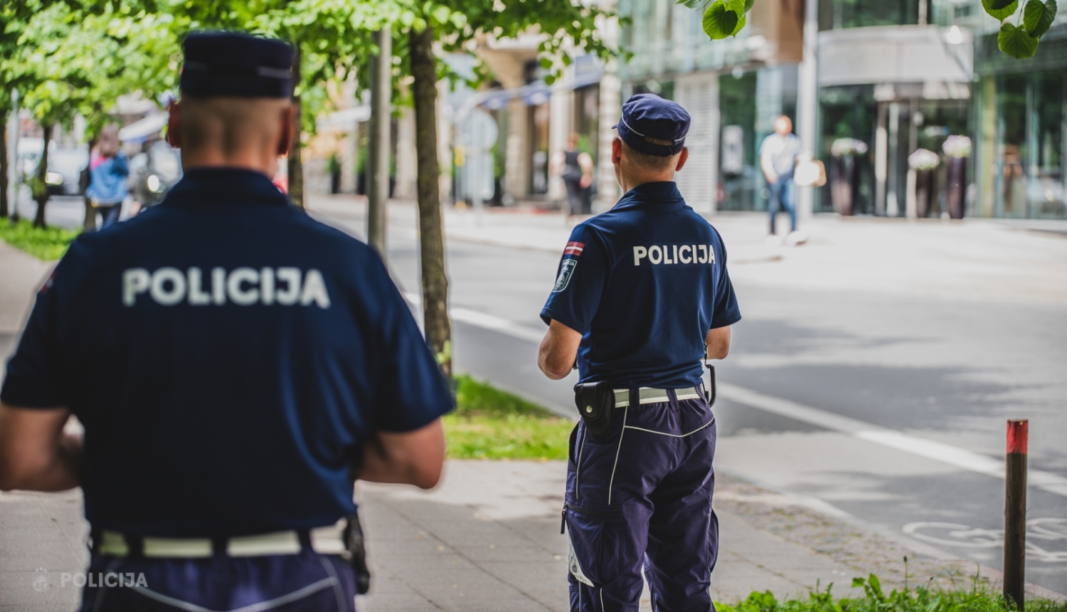 Valsts policijas darbinieki