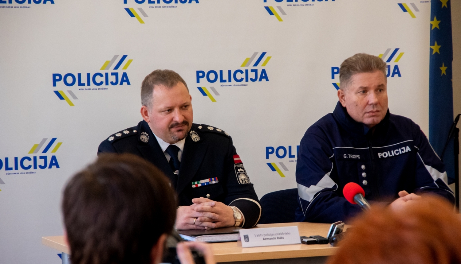 Valsts policijas priekšnieks Armands Ruks un Valsts policijas Latgales reģiona pārvaldes priekšnieks Gundars Trops. 